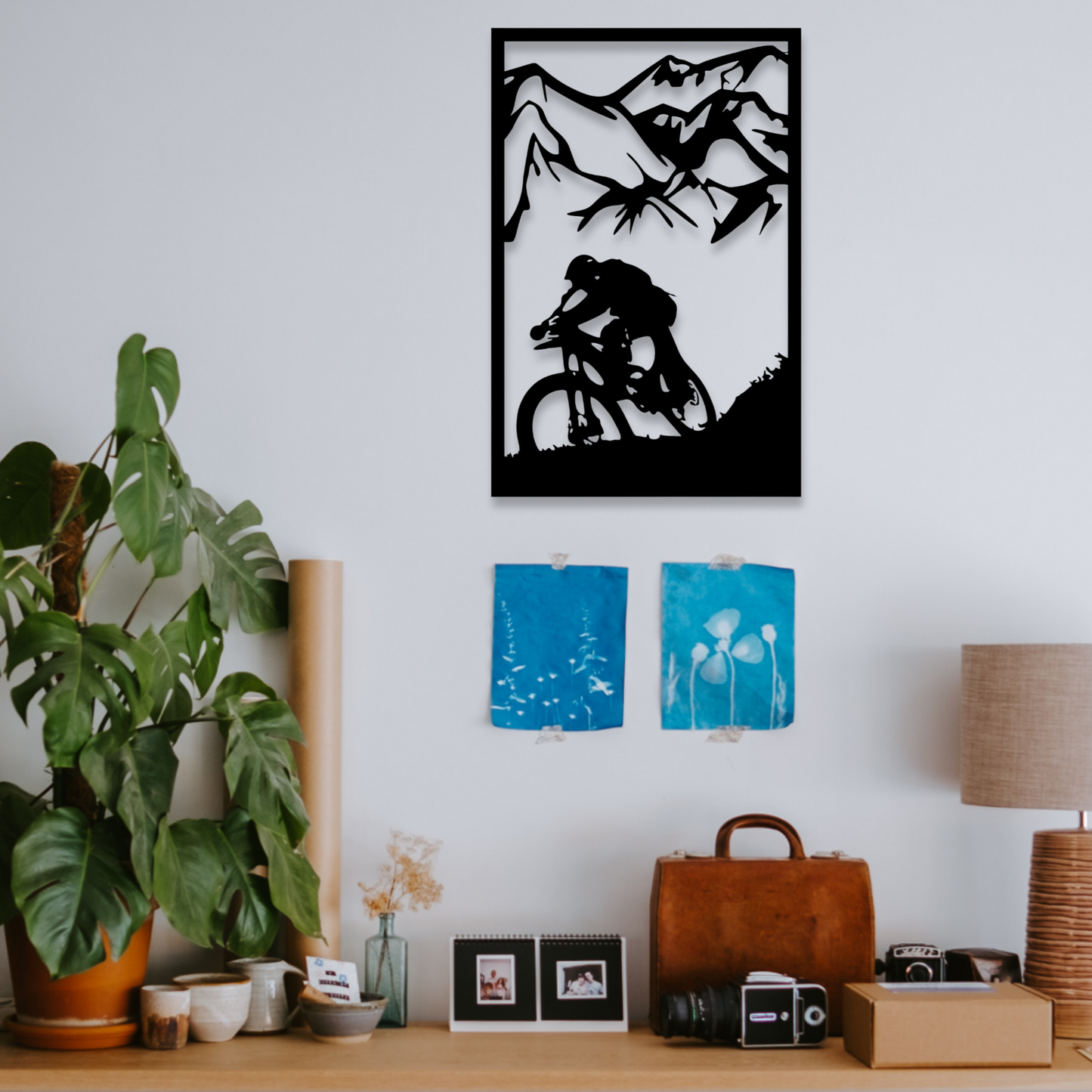 Wandbild aus Holz: Mountainbike Downhill | Deko, Wandkunst, Geschenk für Radler & Fahrradsport