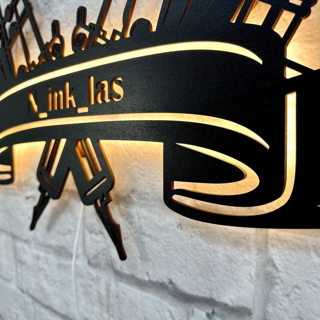 personalisiertes Geschenk für Tattoo Meister Master Tätowierer Tattoostudio Wanddeko Tattoomaschine Salon Geburtstag Jubiläum Firmenlogo