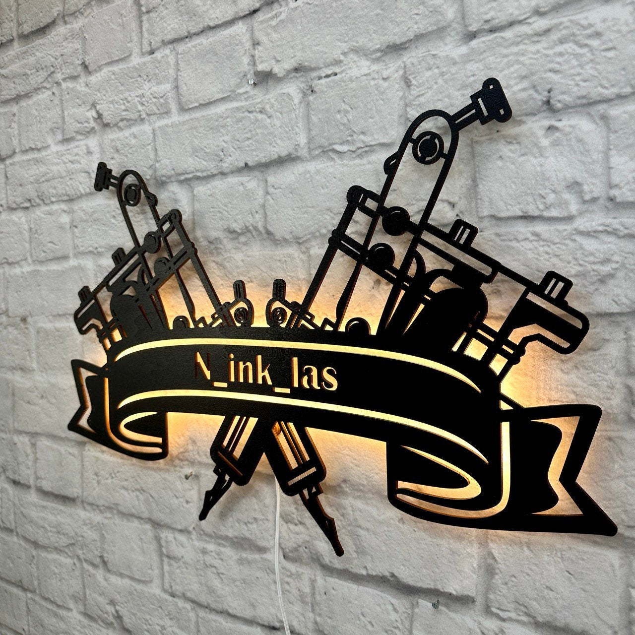 personalisiertes Geschenk für Tattoo Meister Master Tätowierer Tattoostudio Wanddeko Tattoomaschine Salon Geburtstag Jubiläum Firmenlogo