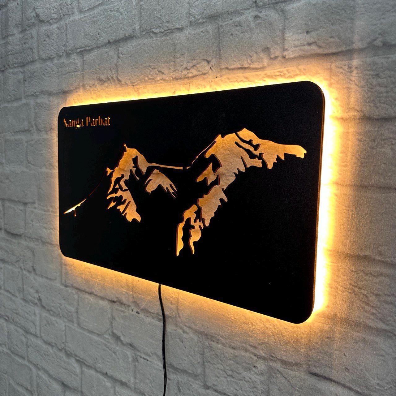 Wanddeko Nanga Parbat aus Holz – Geschenk für Bergsteiger – Himalaya Achttausender Wandbild – Deko für Naturfreunde & Bergwanderer