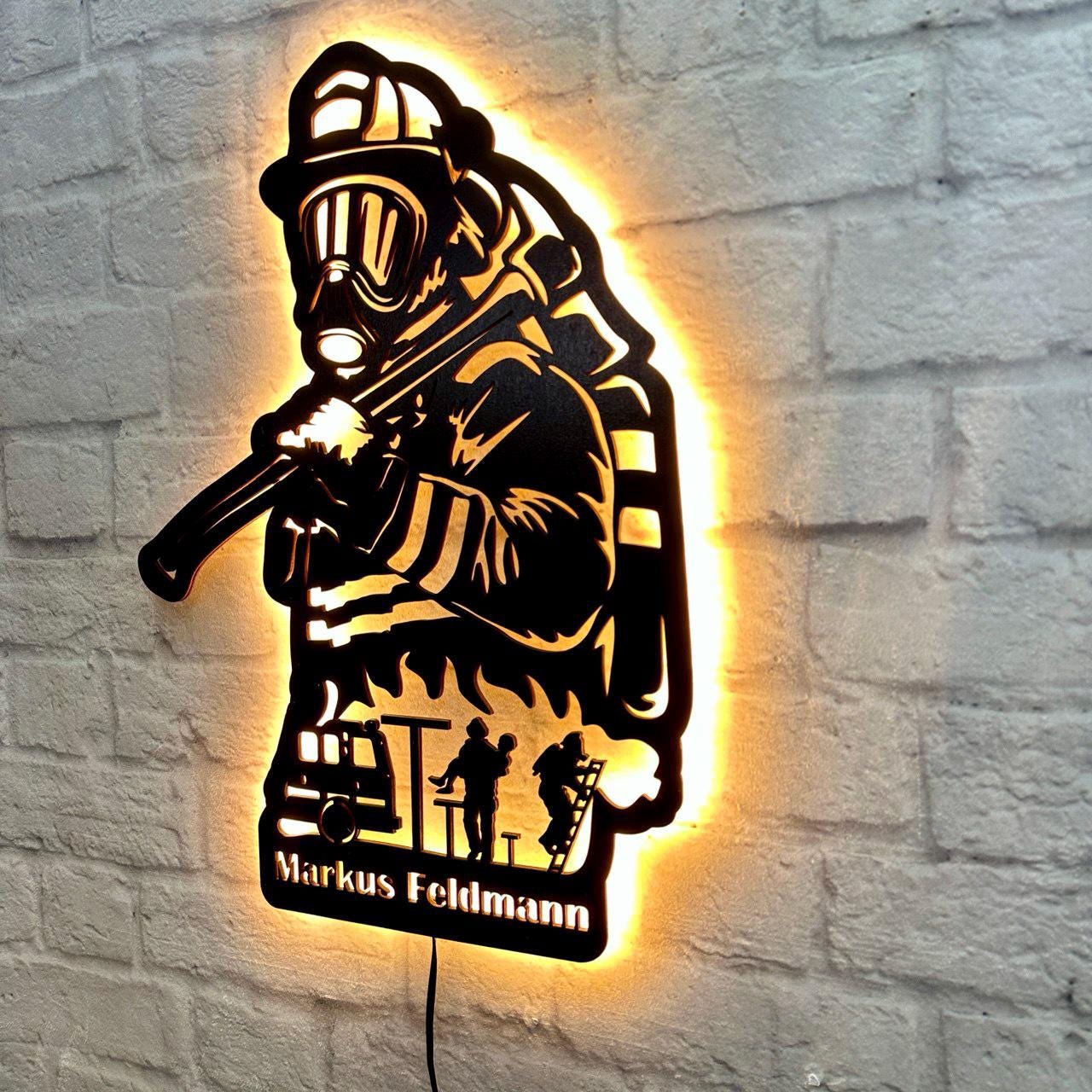 personalisiertes Geschenk für Feuerwehrmann Brandmeister Feuerwehrchef Schild Floriansjünger Wandschild Feuerwehrleute Schriftzug Wandbild