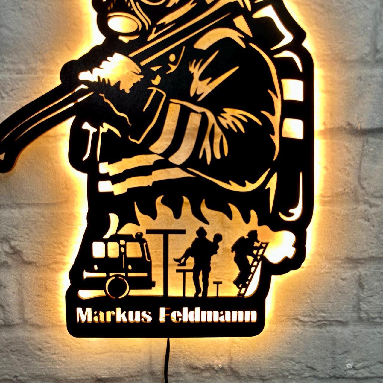 personalisiertes Geschenk für Feuerwehrmann Brandmeister Feuerwehrchef Schild Floriansjünger Wandschild Feuerwehrleute Schriftzug Wandbild