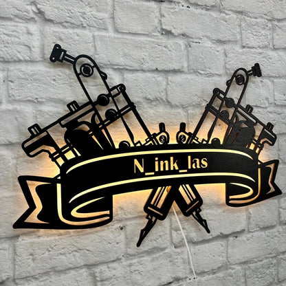 personalisiertes Geschenk für Tattoo Meister Master Tätowierer Tattoostudio Wanddeko Tattoomaschine Salon Geburtstag Jubiläum Firmenlogo