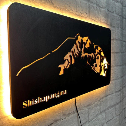 Wanddeko Shishapangma aus Holz – Geschenk für Bergsteiger – Himalaya Achttausender Wandbild – Deko für Naturfreunde & Wanderer
