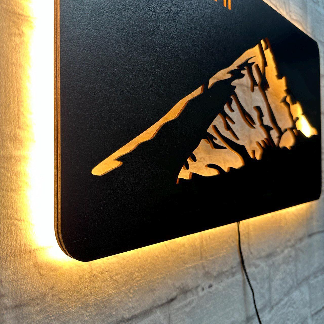 Wanddeko Gasherbrum II aus Holz – Geschenk für Bergsteiger – Himalaya Achttausender Wandbild – Deko für Naturfreunde & Bergwanderer