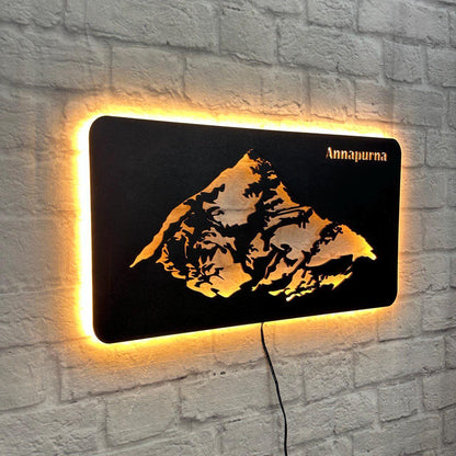 Wanddeko Annapurna aus Holz – Geschenk für Bergsteiger – Himalaya Achttausender Wandbild – Deko für Naturfreunde & Bergwanderer