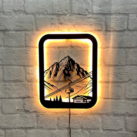 LED-Wandbild „Berglandschaft“ – Holzkunst, LED-Beleuchtung, Wanddeko, Bergmotiv, Geschenk für Naturliebhaber, Bergfreunde Alpenmotiv