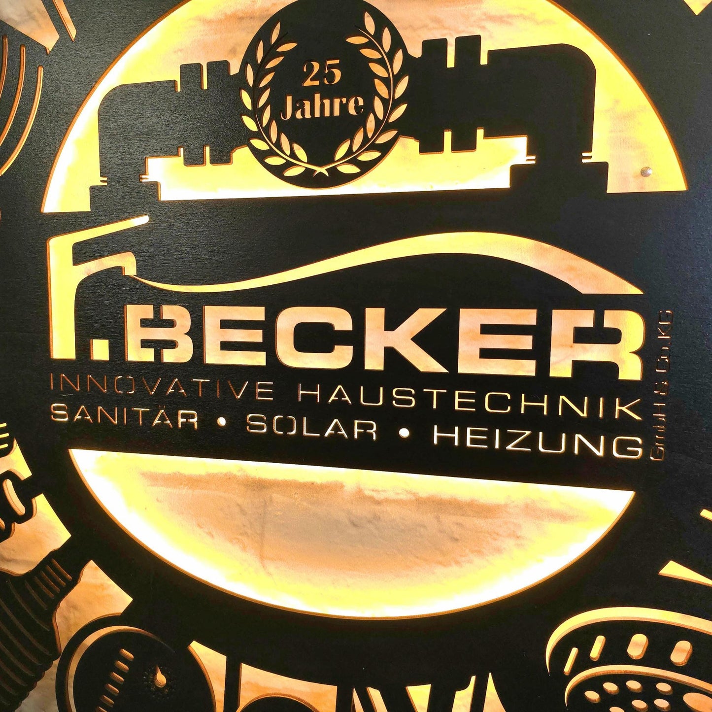 Wanddeko Geschenk für Heizungsbauer – personalisiertes Schild für Meister, Mitarbeiter, Jubiläum oder Geburtstag – Handwerker Deko